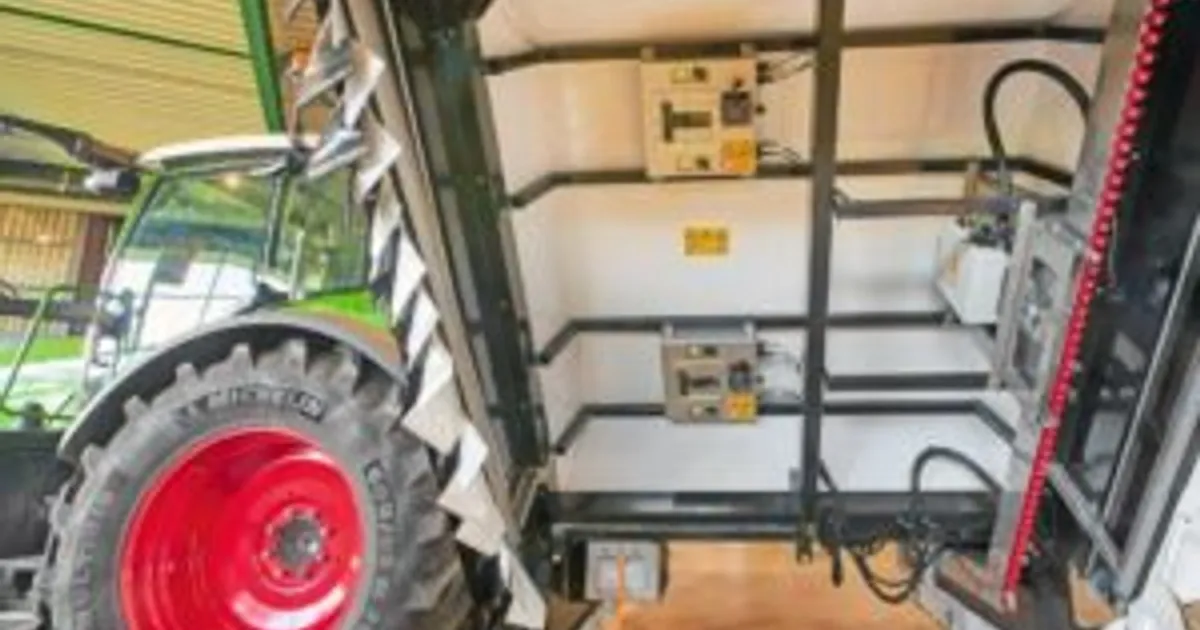 Опрыскиватель ARA от Ecorobotix получил новые алгоритмы